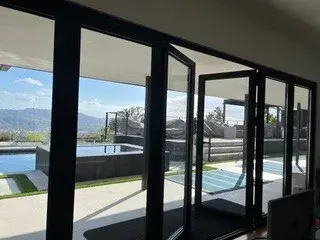 Black 192x80 Glendale 2
